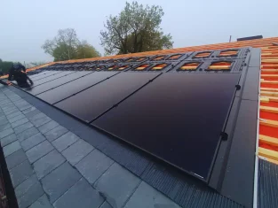 GSE In Roof System True Renewables Group UK Ltd